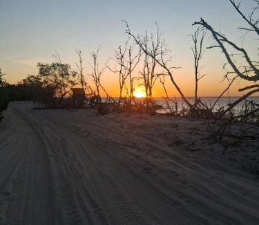 Guriu Village Apartment | Casa vila costeira Guriú térreo