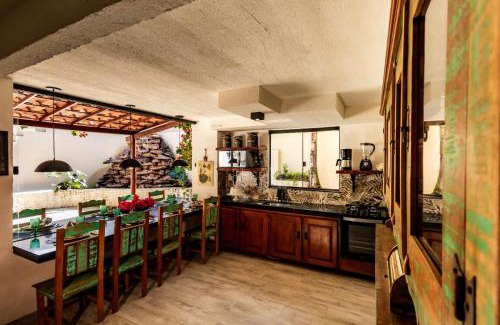 Itapua House | Casa Villa Fontana - Condomínio à beira-mar e próximo ao aeroporto - Praia de Itapuã