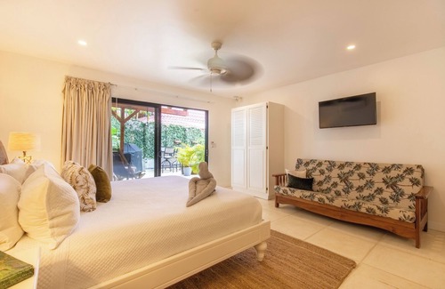Nosara Bed & Breakfast | Casa Vitality - Suite Guanacaste, Casa Vitality - Suite Guanacaste - 4 Min Walk to the Beach