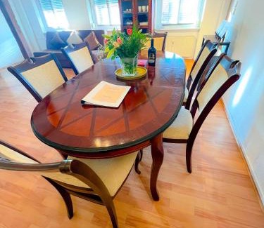 Falkensee Apartment | "Casa20200" 2 x Apartments je 150qm für Business, Familien, Gruppen, Handwerker 15min von BERLIN, Erdbeerhof, Outlet B5, 5min vom See Falkensee ! 2 Apartment each 150qm for BUSINESS , FAMILIES 15min from BERLIN!