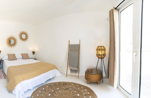 La Cabrera House | Casablanca: Villa de Diseño en La Cabrera, Madrid