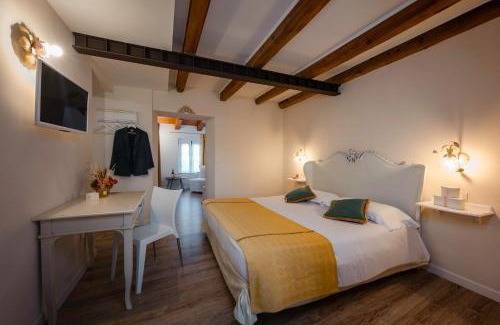 Capriva del Friuli House | Casale in Collina