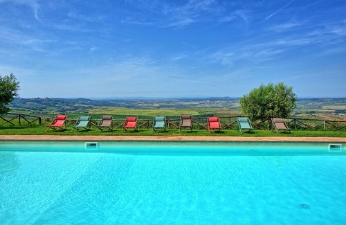 Castiglione d'Orcia Villa | Casale Santa Francesca - Country Villa with swimming pool in Orcia Valley, Tuscany