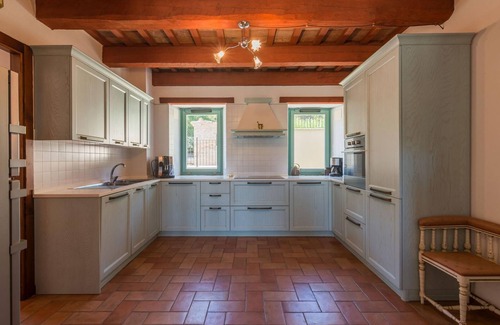 Mogliano Villa | Casale Vigneto 6 - Three Bedroom Villa, Sleeps 6