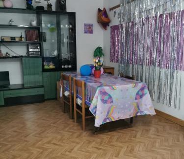 Arsie House | CasAngelica Alloggio indipendente con parcheggio interno