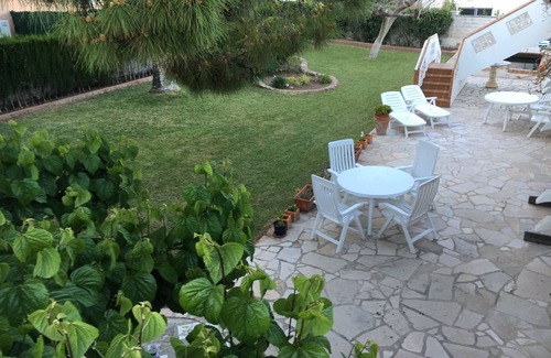 Sant Carles de la Rapita Apartment | Casas Sitori apartment 3 in a small-scale private complex on the beach!