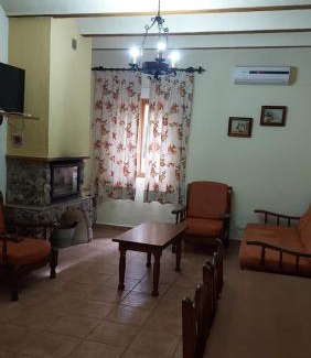 Yeste Cabin | Casas rurales amable- yeste