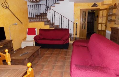 Ayllon House | Casas Rurales Las Eras I A Y II B