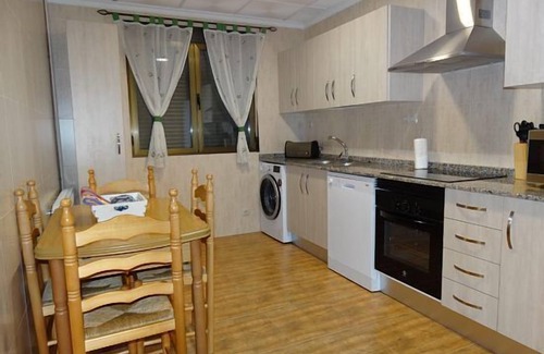 Riopar Cottage | Casas Rurales La Loma for 10 people