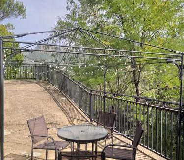 Los Giles Ski Chalet | CASAS RURALES LA TOBICA