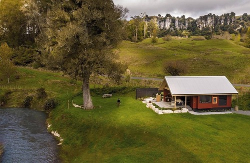 Waitomo District Cabin | Cascade Cabin Luxury 2 Bedroom Nature Escape