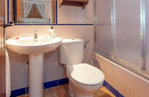 Huetor Santillan Cottage | CASERÍO DEL COLMENAR