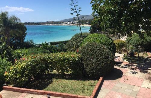 Fontane Bianche Apartment | Casetta in Riva al Mare