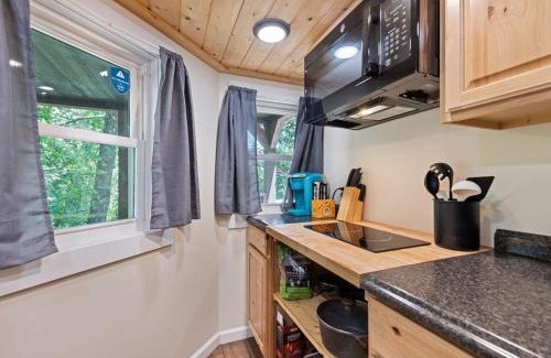 Cullowhee House | Casey Paradise Tiny Home Mountain Retreat