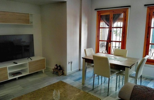 San Lorenzo Apartment | Casita de la Piedra Escrita