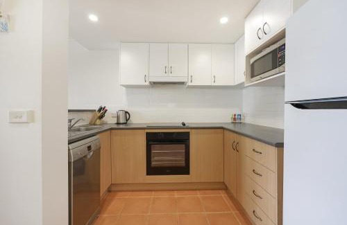 Warrnambool Apartment | Casita Del Mar - Funky apartment, close to the beach