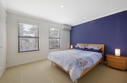 Warrnambool Apartment | Casita Del Mar - Funky apartment, close to the beach