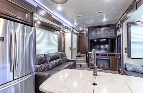 Woodway House | Casita Del Rosas - RV
