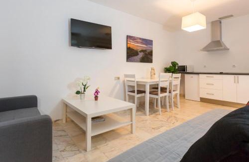 Nijar Apartment | Casita Las Malvinas en Villa de Nijar con piscina