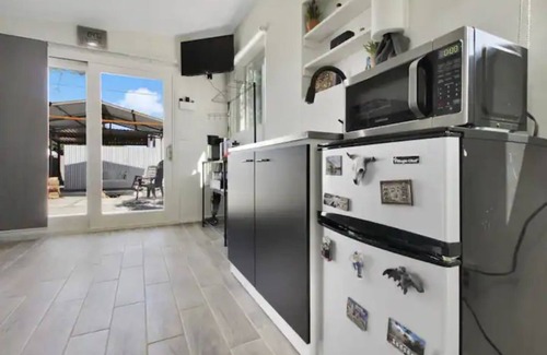 Tucson House | Casita: Patio, Fire Pit, & Secure Car Porch