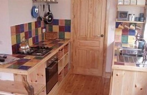 Zafarraya Cottage | Casita with mountain views, jacuzzi and pool