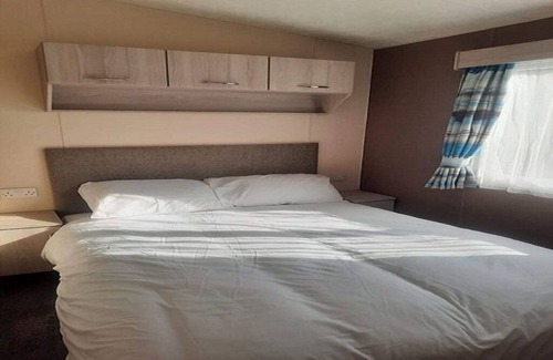 White Cross House | Castaways 615