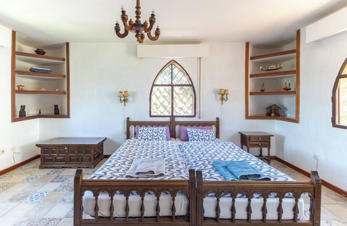 El Barraco Other | Castle 'Isla Del Burguillo' with Private Terrace, Private Garden and Wi-Fi