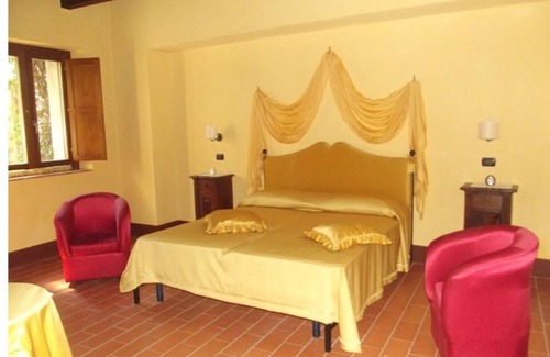 Viggianello Bed & Breakfast | Castle of the Sanseverino Princes - Triple 112