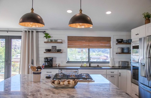 Parker Strip House | Castle Rock 95, 4brs, Community launch, Riverfront park