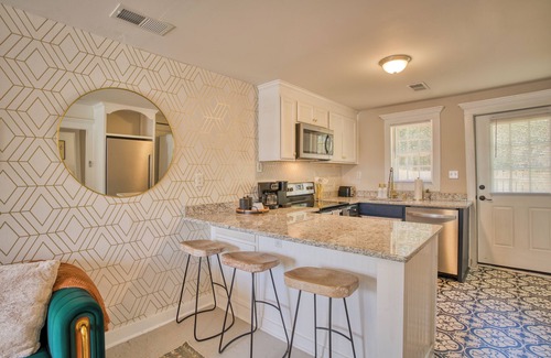 Wilmington House | Castle Street Retreat - Steps From Downtown Wilmington
