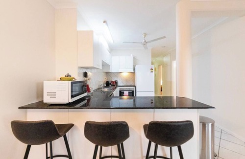 Rapid Creek Apartment | Casuarina Vista Beachfront Elegance in Rapid Creek