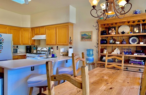 Casas Adobes House | Catalina Foothills Great Mountain and Desert Views!