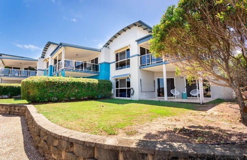 Meikleville Hill Apartment | Catalina Island Views - What an understatement!