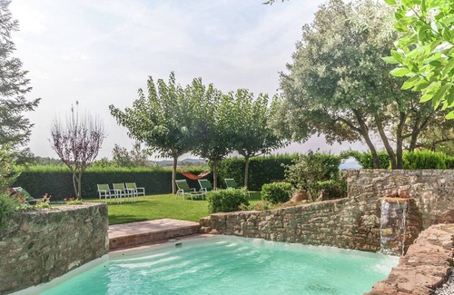 Gargalla Villa | Catalonian country house near Montmajor.