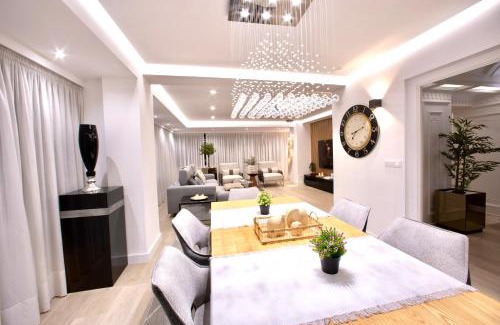 Lugo Apartment | Cathedral Boutique by Lugo Collection