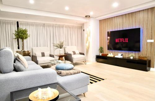 Lugo Apartment | Cathedral Boutique by Lugo Collection