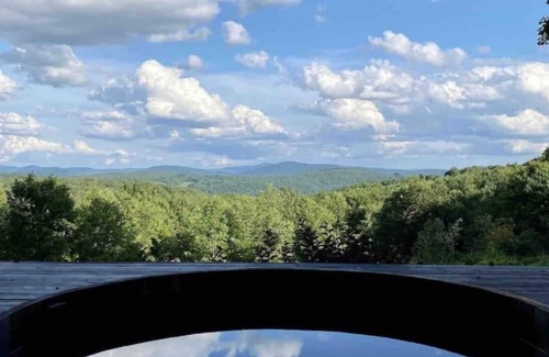 Delhi Apartment | Catskill Barn Apt on 34 acres.stunning views