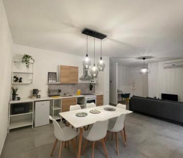 Frattocchie Apartment | Cava Home - Castelli Apartments
