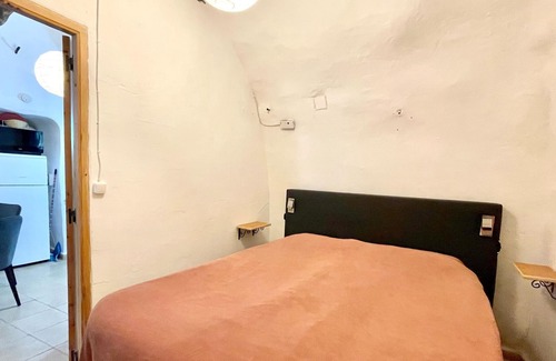 Cullar House | Cave house Nadieh with pool and facilities for PRM