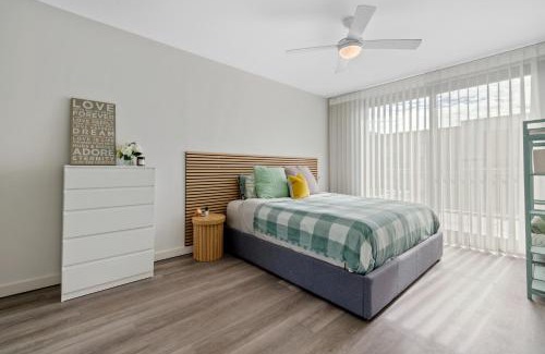 Caves Beach Apartment | Caves Beach suite with beach location and Pet friendly