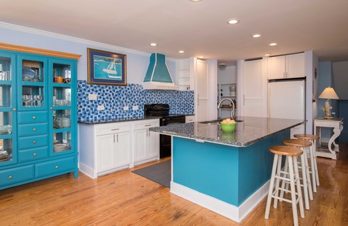 Colliers Bay House | Cayman Beach House - New Swimming Pool !