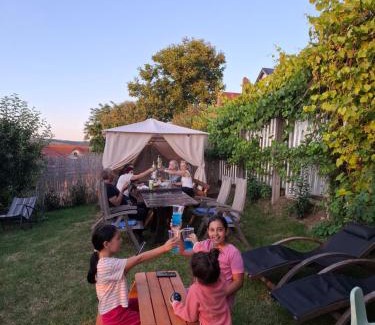 Sura Mare Villa | Cazare La Luiza b