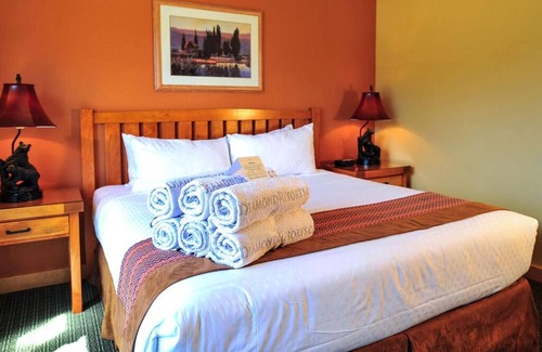 Brian Head Cabin | CBL is perfectly situated only mins away from several national parks & monuments