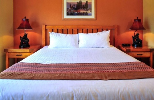 Brian Head Cabin | CBL is perfectly situated only mins away from several national parks & monuments