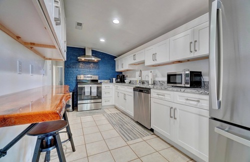 Cape Charles House | CC Cottage is a charming home on a large lot close to Town, away from crowds