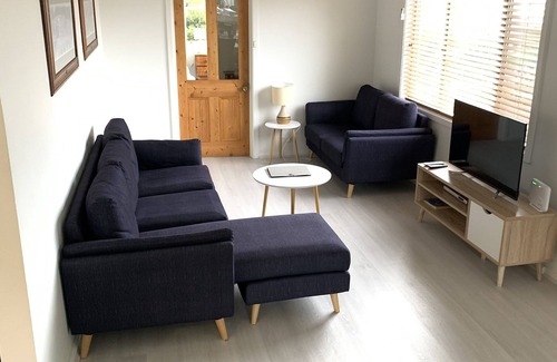 Blackmans Bay House | Cedar Cottages Blackmans Bay - Country Cottage