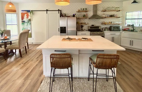 Cedar Creek House | Cedar Creek Chateau, 15 mi from Downtown Austin, swings, treehouse, fun for all!