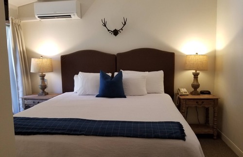 New Haven Cabin | Cedar Creek