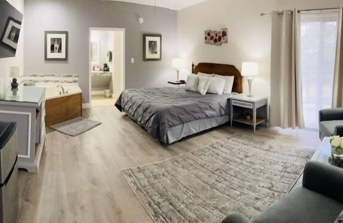 Horseshoe Bend Hotel | Cedar Glade Resort