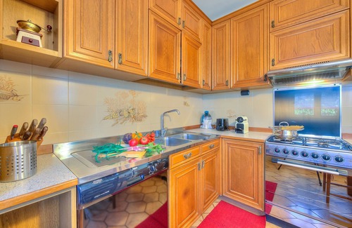 Angera House | Cedar House Villa Few Minutes From Lake, Angera, Italy